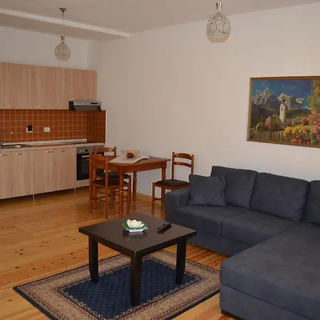 Apartment Ymeri *